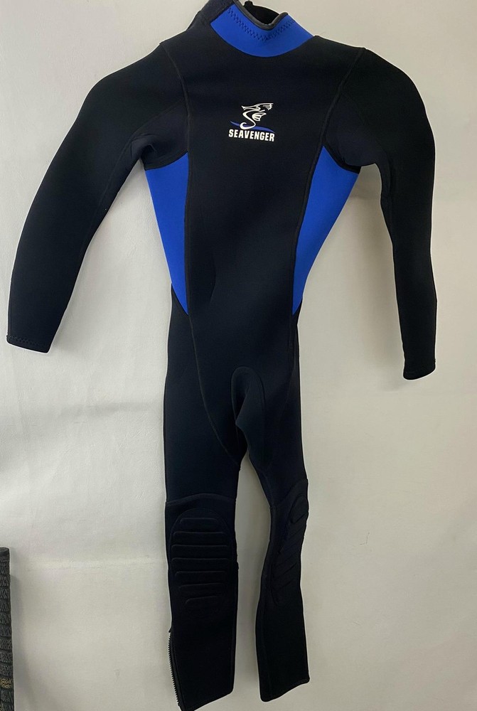 NWOT SEAVENGER 3/2mm Full WETSUIT - Size 4