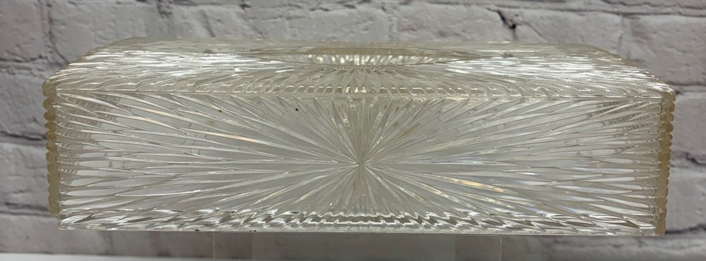 Vtg Tissue Box Holder Clear Acrylic Lucite Plastic Sunburst Pattern Wall Mount
