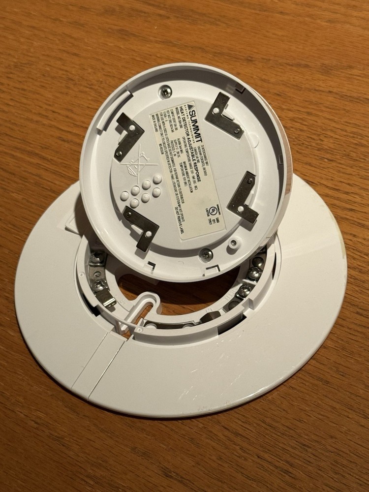 SUMMIT HEAT DETECTOR ADJUSTABLE RESPONSE SIH-200 WITH BASE