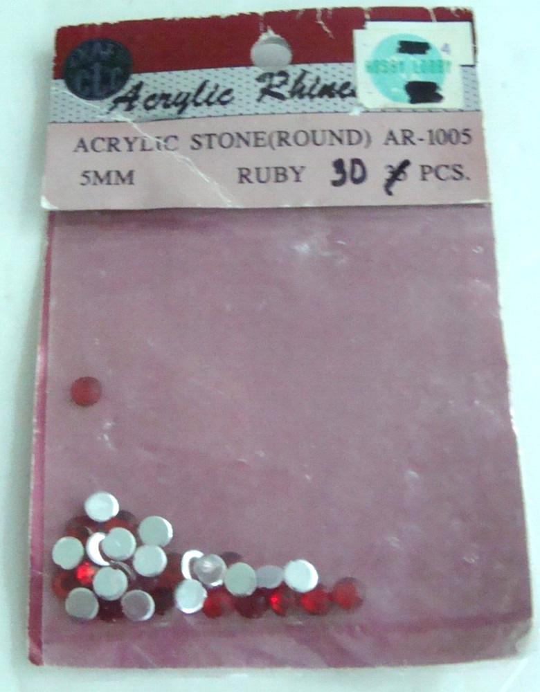VTG Acrylic Rhinestones 30 pcs 5mm Ruby Red