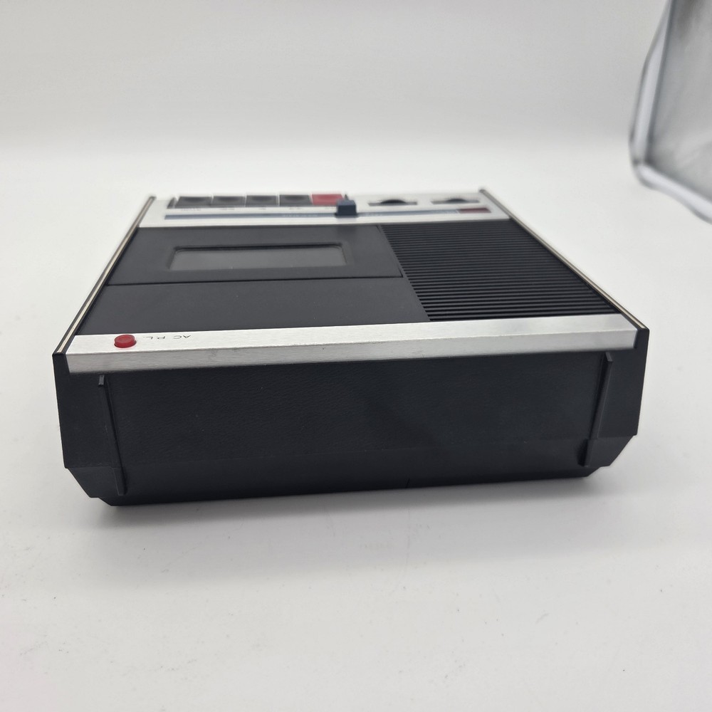 VTG Crowncorder Ctr-8750 Solid State Tape Recorder Made In Korea Cassette Tested