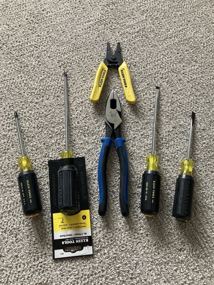 Klein Tools Electrical Kit with Pliers, Cable Stripper & Screwdrivers