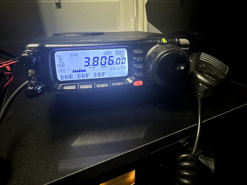 Yaesu FT-100D - All Band / All Mode Transceiver