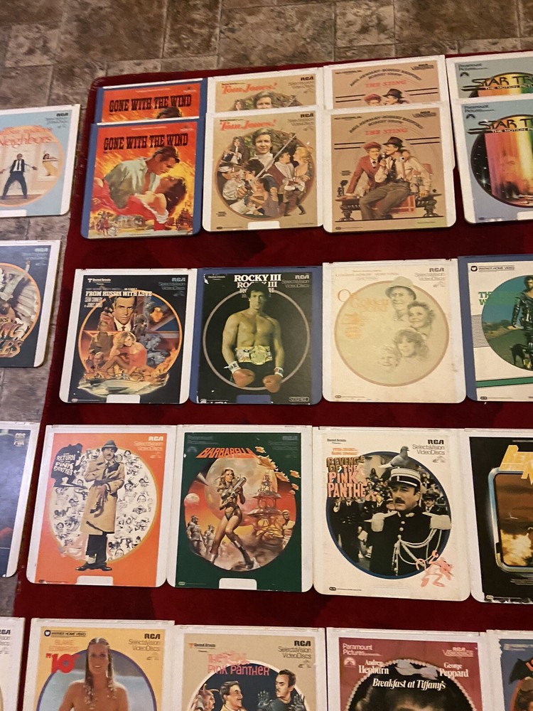 RCA Selectavision VideoDisc Player SFT W 100 System Powers On Untested + 45 DISC