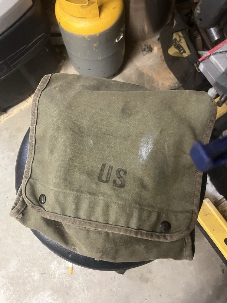 Old Authentic US Army Bag Pouch