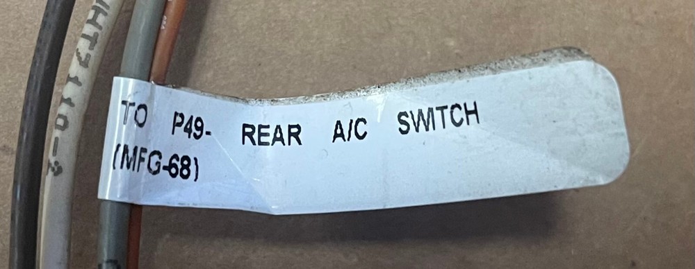 PETERBILT Rear A/C Rocker Pigtail MFG-68