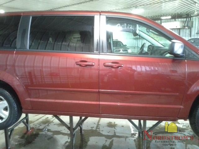 2011 Dodge Caravan Driver Front Headrest Only Black Cloth
