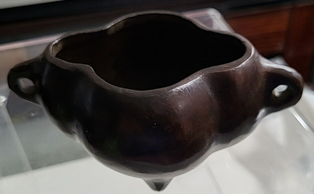 rhombus shape Xuande burner 菱花形宣德炉 j8