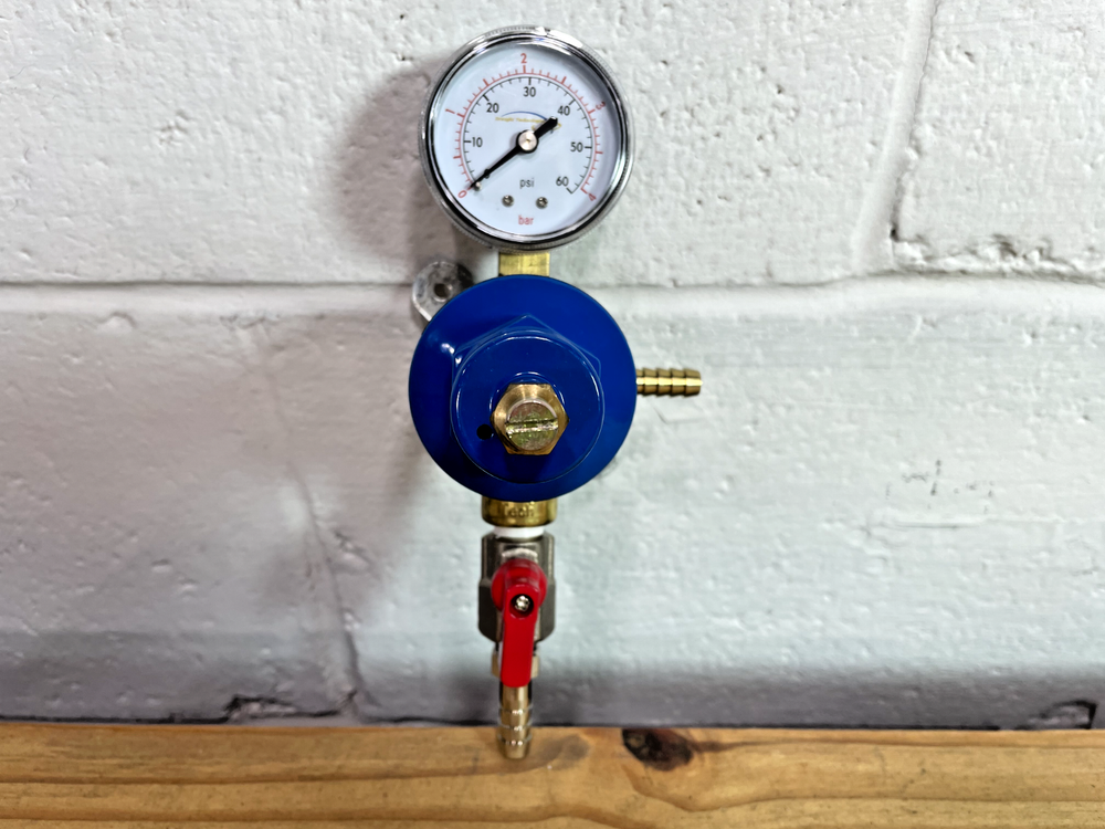 DTR1101 In-Line CO2 Secondary Regulator