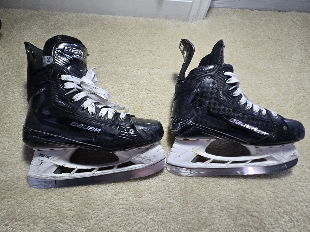 Bauer Supreme Mach Skates - Size 5.5 Fit 2