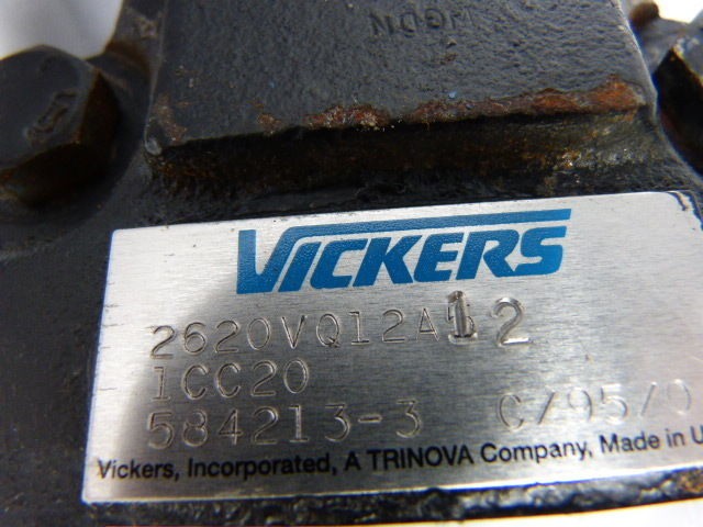 Vickers 2620VQ12-A12 Vane Pump USED