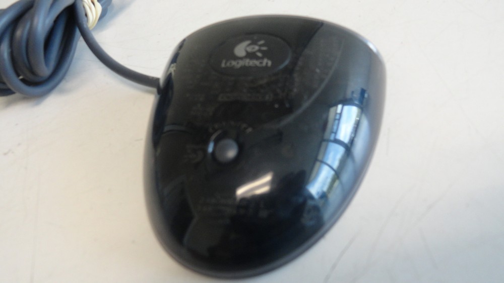 BB5: LOGITECH C-BD9-DUAL Cordless Mouse and Keyboard Receiver