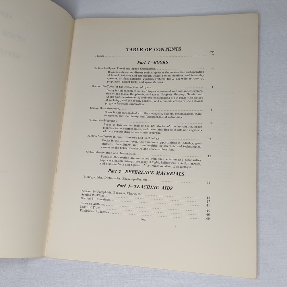 NASA AERONAUTICS AND SPACE BIBLIOGRAPHY SECOND EDITION SECONDARY GRADES Saturn V