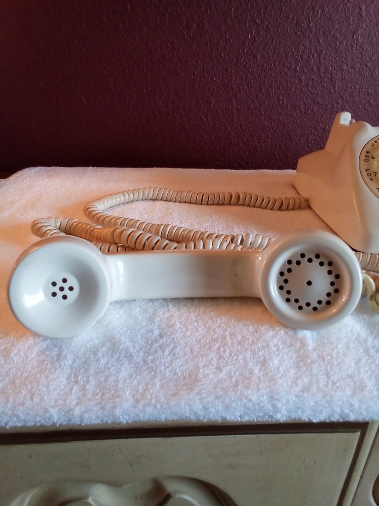 Automatic Electric White Rotary Dial Desk Telephone-Extra Long Cord (Untested)