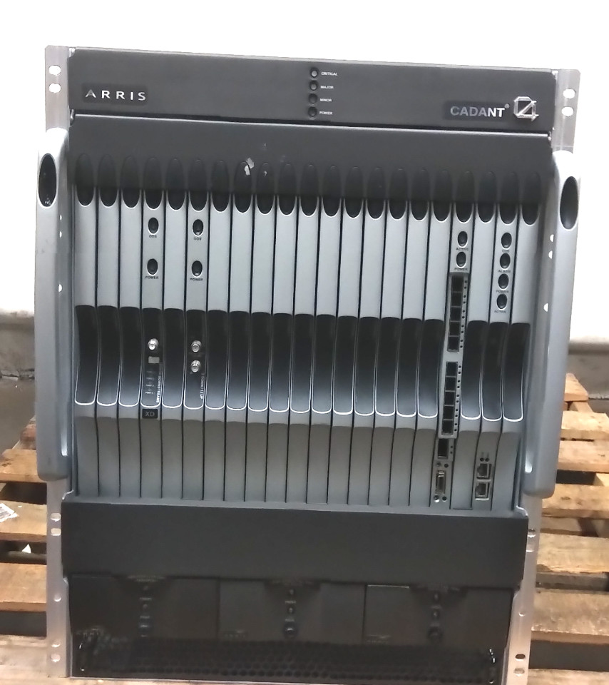 Arris Cadant CMTS C4 System With 3 Fans/ 2 Power Supplies - Complete