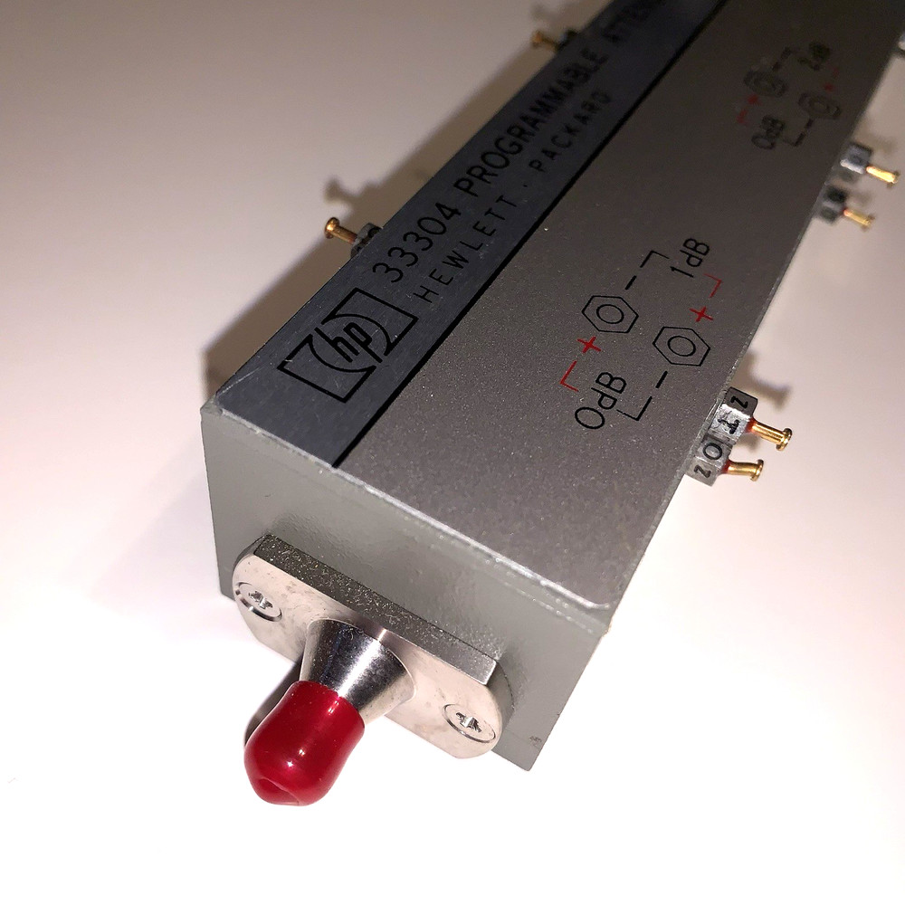 HP 33304 PROGRAMMABLE STEP ATTENUATOR 11 dB Hewlett Packard