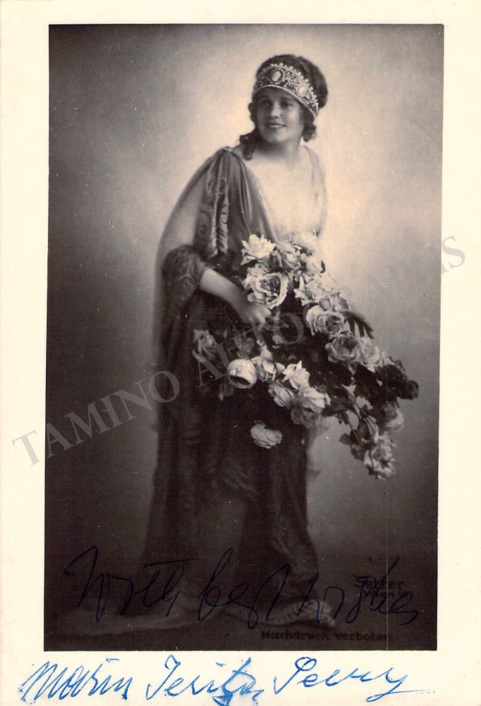 Jeritza, Maria - Signed Photo as Tosca