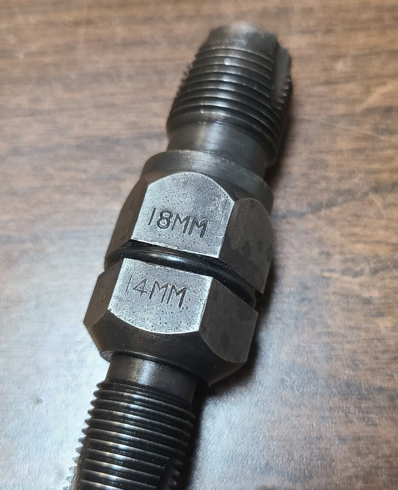 K-D 730 Spark Plug Opening Thread Chaser - 14mm and 18mm
