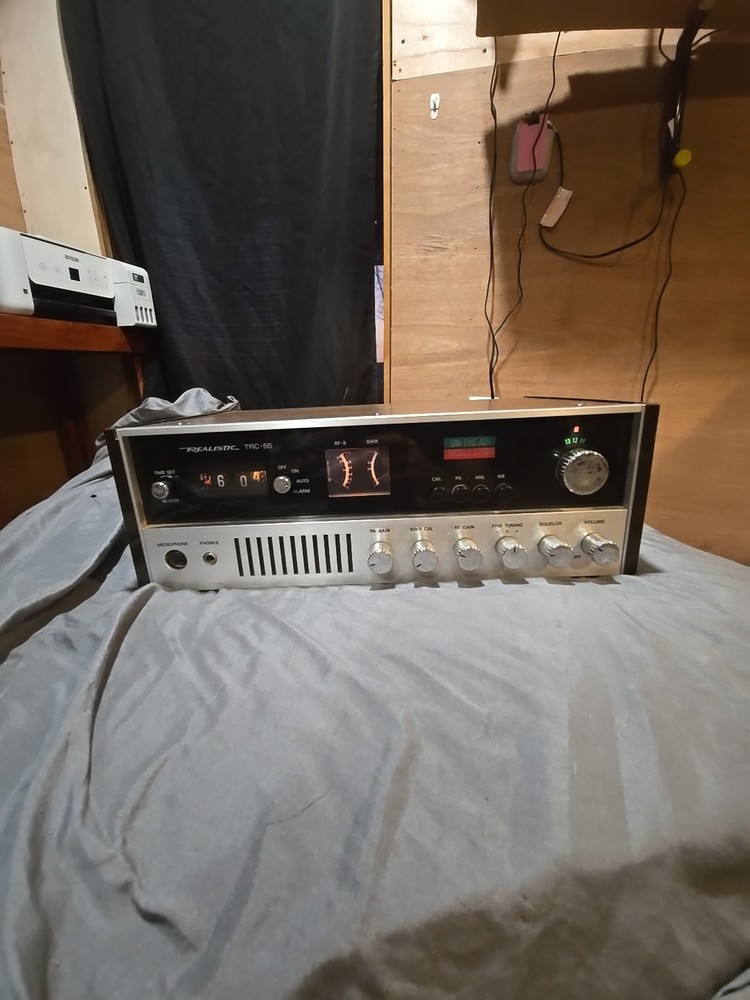 Vintage Realistic TRC-55 CB Transceiver Needs Mic