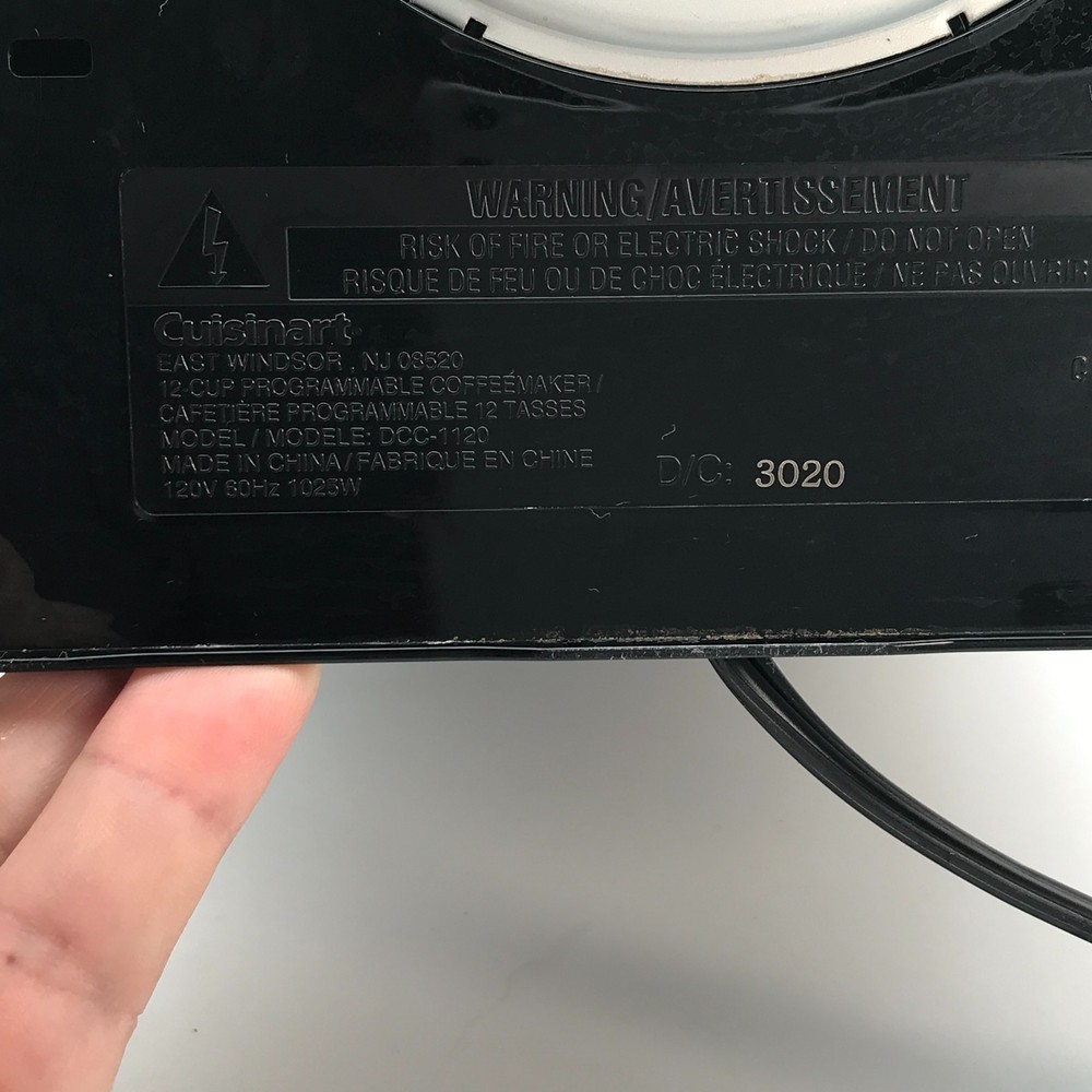 Cuisinart DCC-1120 Classic 12 Cup Programmable Coffeemaker Works Great