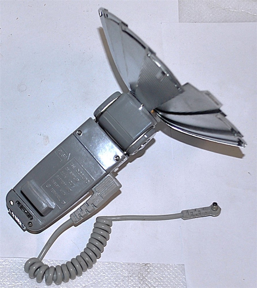 ACCURA BOUNCEMASTER FLASH NEEDS BATTERY & CAPACITOR COMMERCIAL SURPLUS