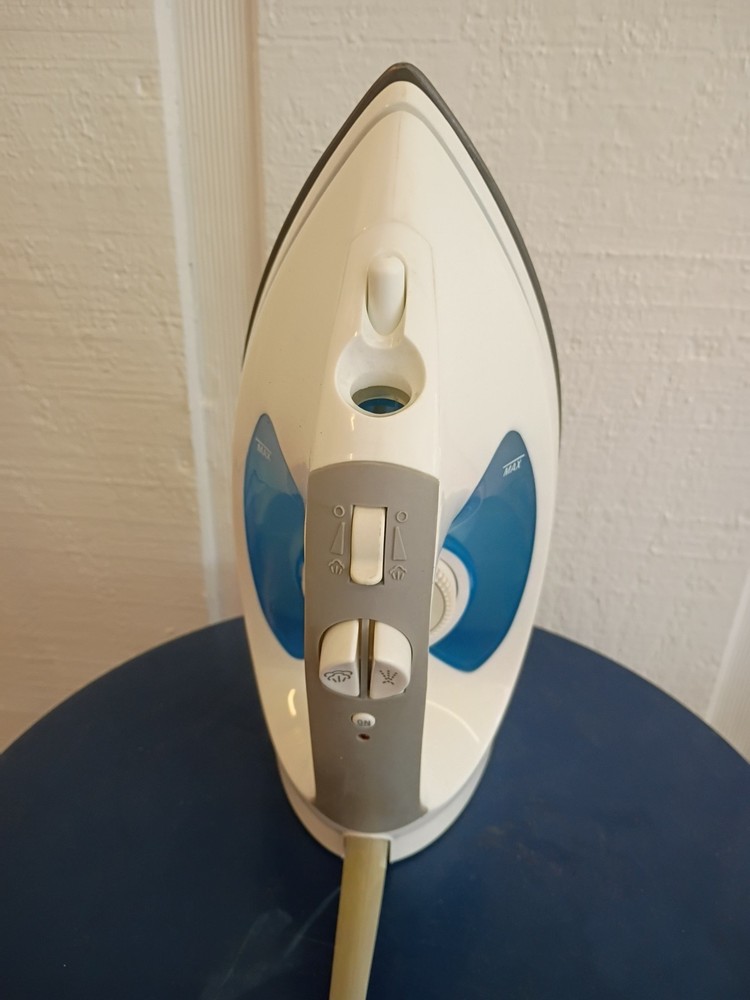 Ge Light Weight Iron