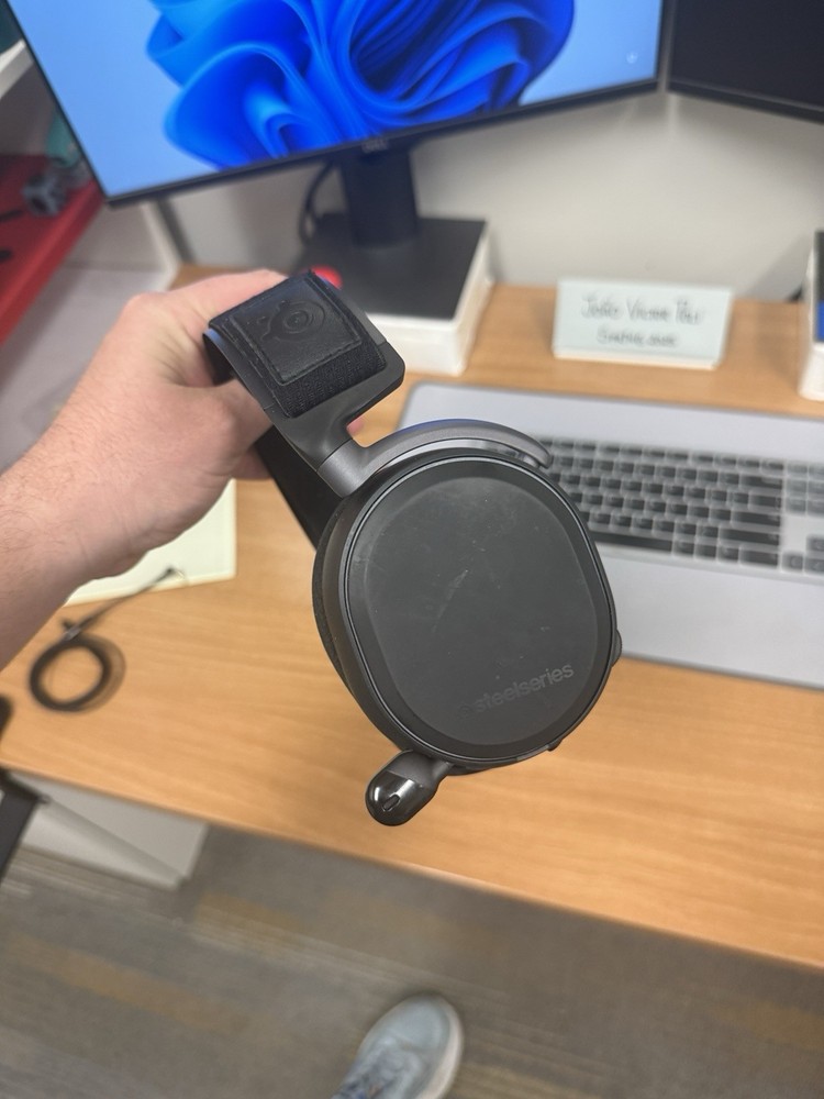 SteelSeries Arctis Pro Gaming Headset