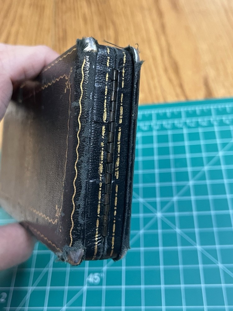 WWII Distinguished Flying Cross Box / Case