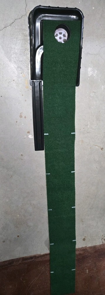Club Champ Automatic Golf Putting System GRAVITY Feed 7 Ft Black & Green