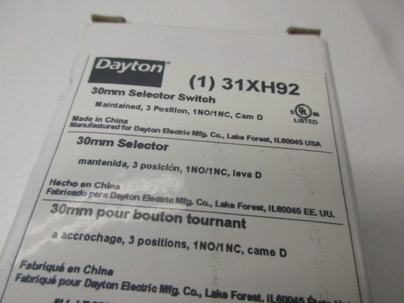 DAYTON 31XH92 SELECTOR SWITCH NSMP