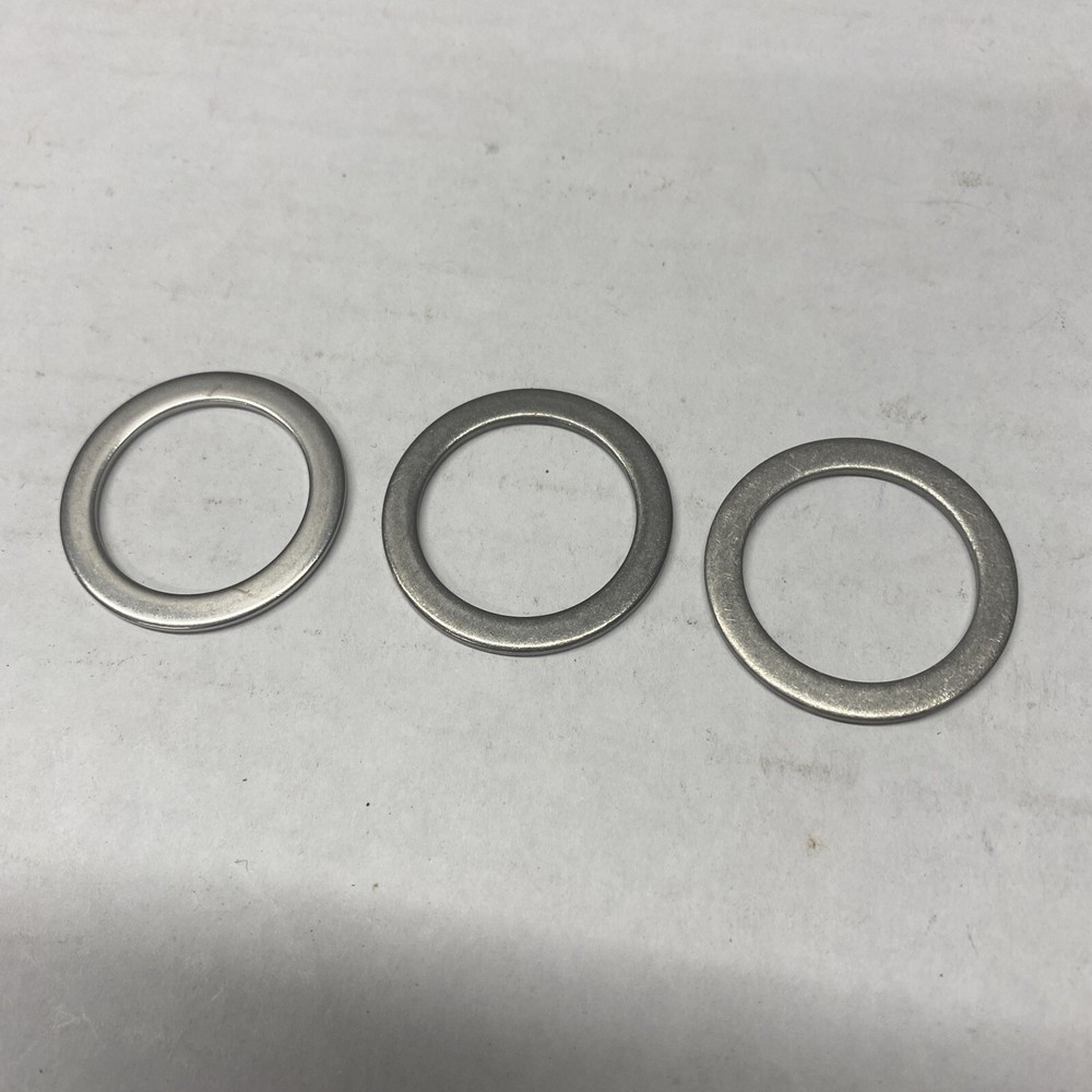 Three Evinrude Johnson Washers ( 2 Stainless) 319316 BB-402