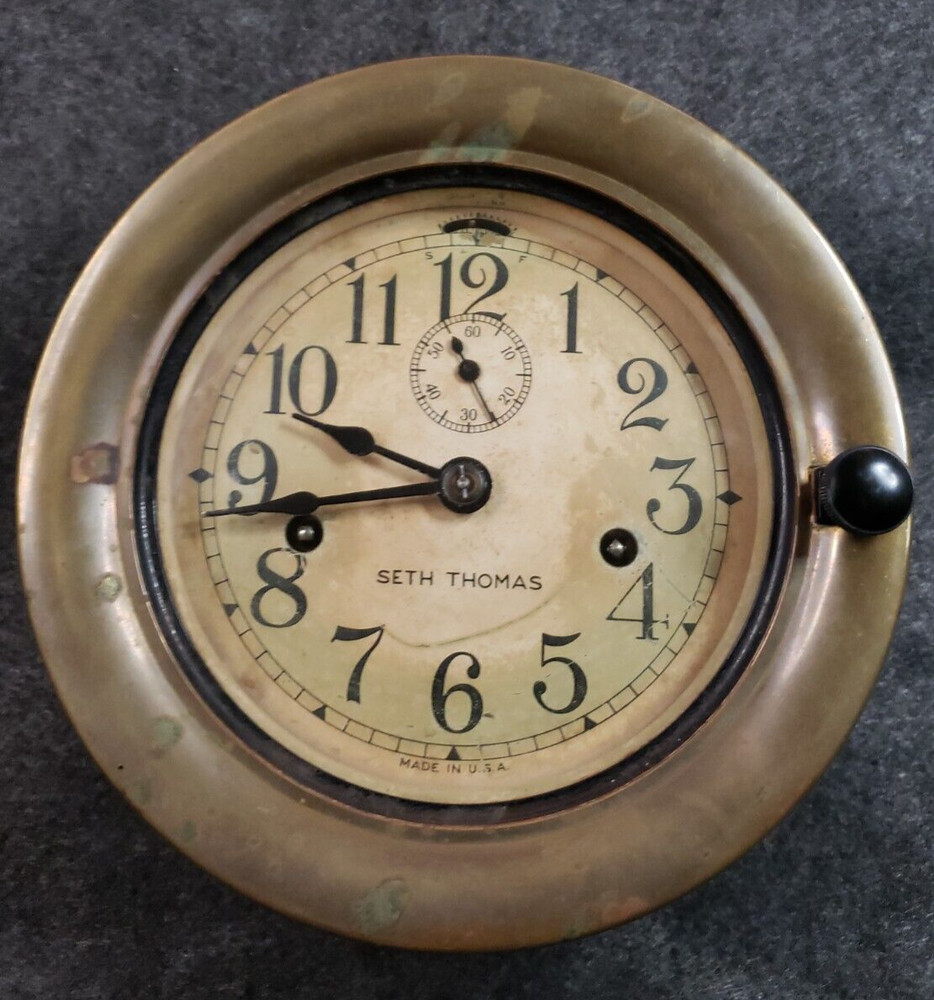 Vintage SETH THOMAS WWll Navy Ships Deck Clock (C4D4)