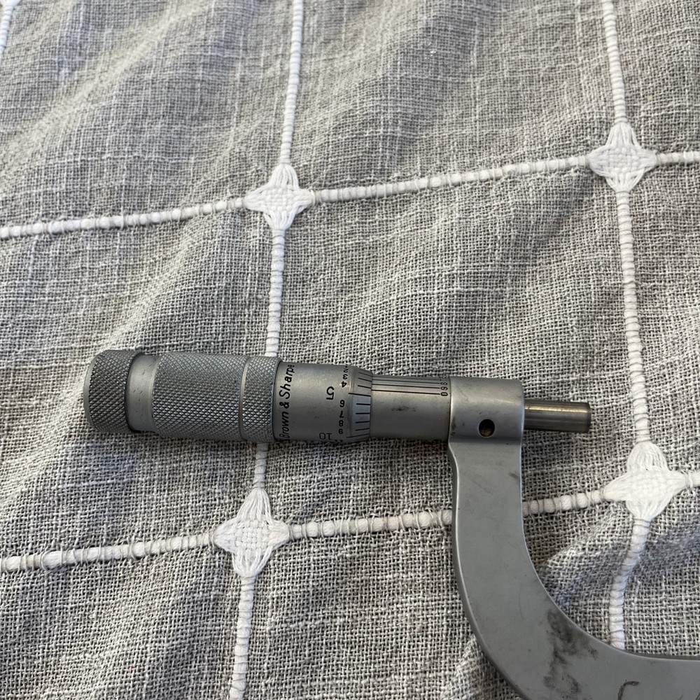 Brown and Sharpe 2"-3" Micrometer