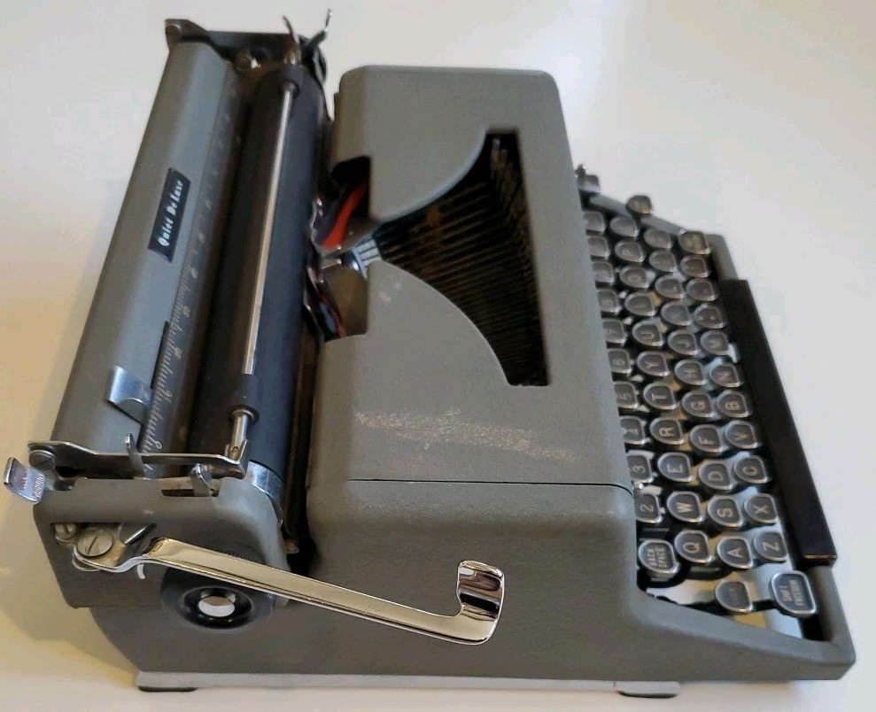 1949 ROYAL Quiet Deluxe Gray Typewriter