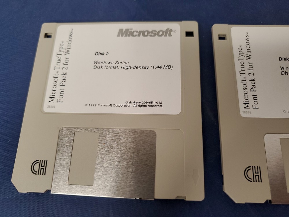 Microsoft True Type Font Pack 2 for Windows 3.5" Floppy Disk VTG 1992