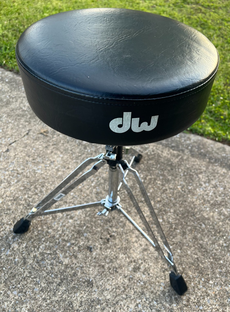 DW 3100 Round Drum Throne -READ