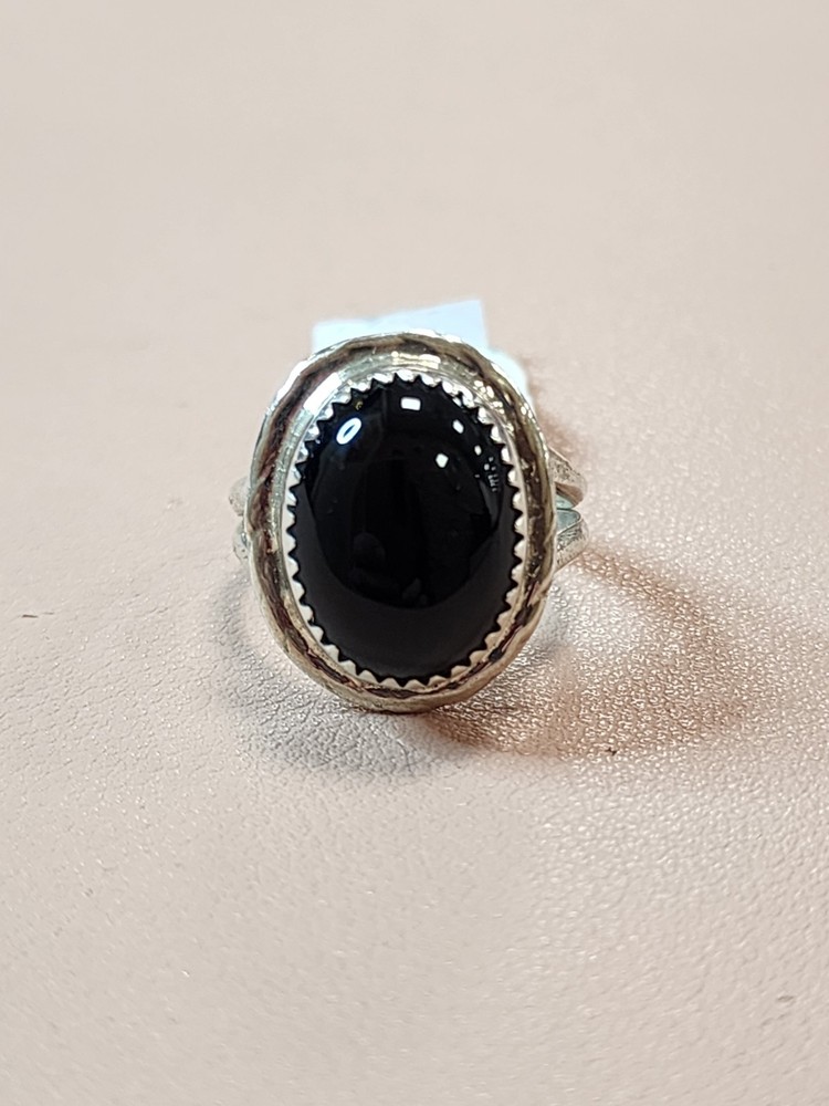 NWT Size 7.5 Onyx & Sterling Silver Signed Native American Ring