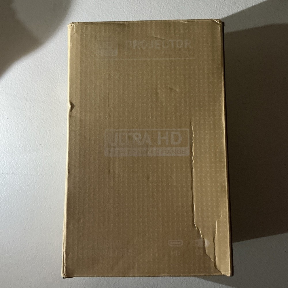 Magcubic LED Mini Multimedia Smart Projector