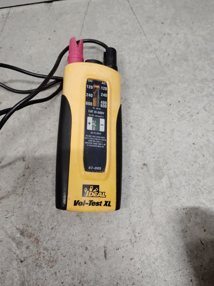 Ideal Industries 61-085 Voltmeter