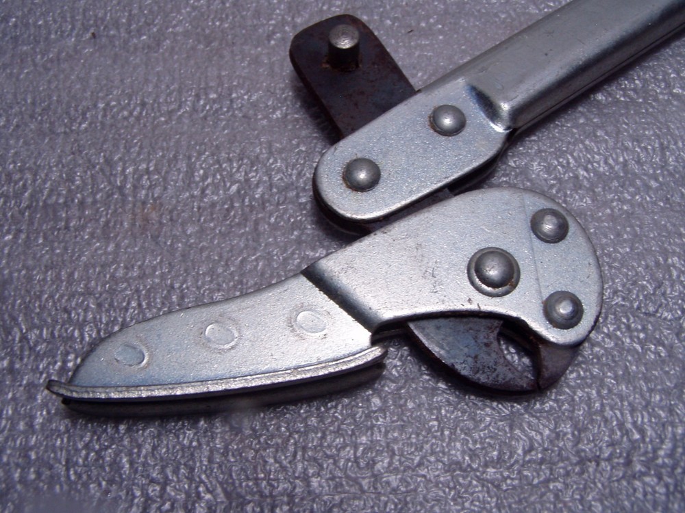 Vintage KD Tools No.90 Nail Puller- 11" "PAT APLD FOR"