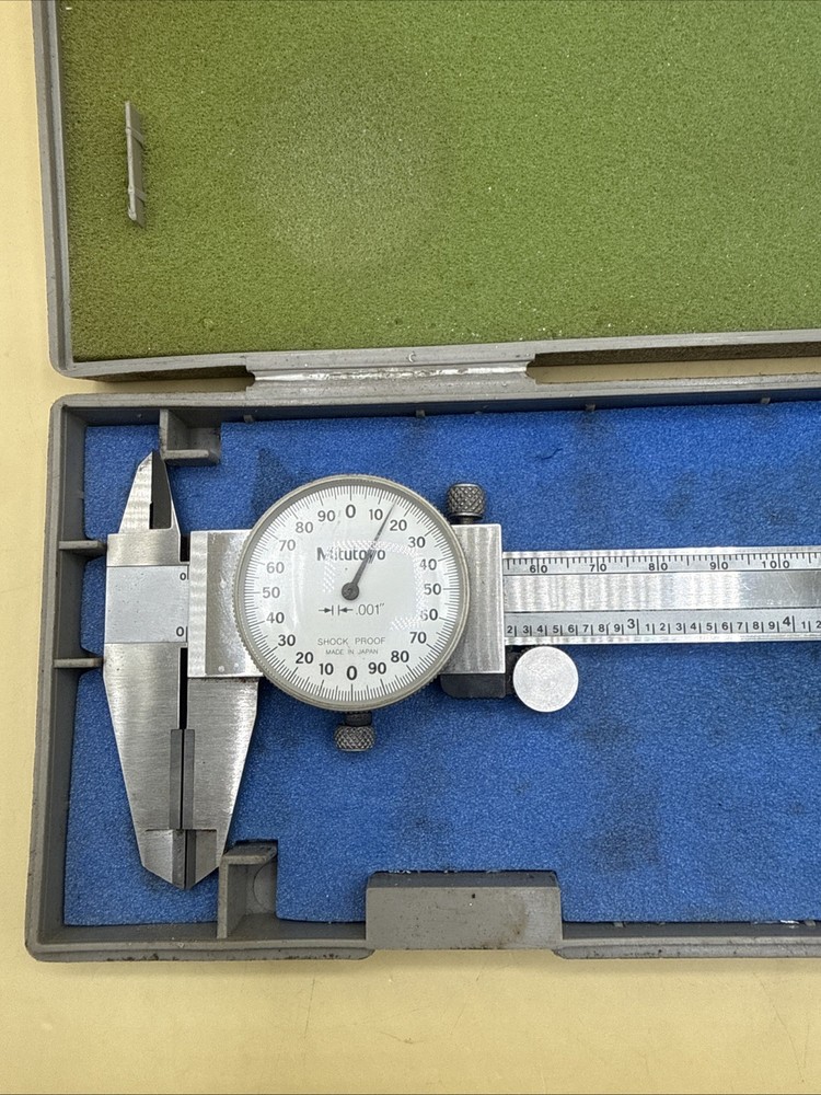 Mitutuyo Dial Caliper, M.N 84. Shock-Proof.