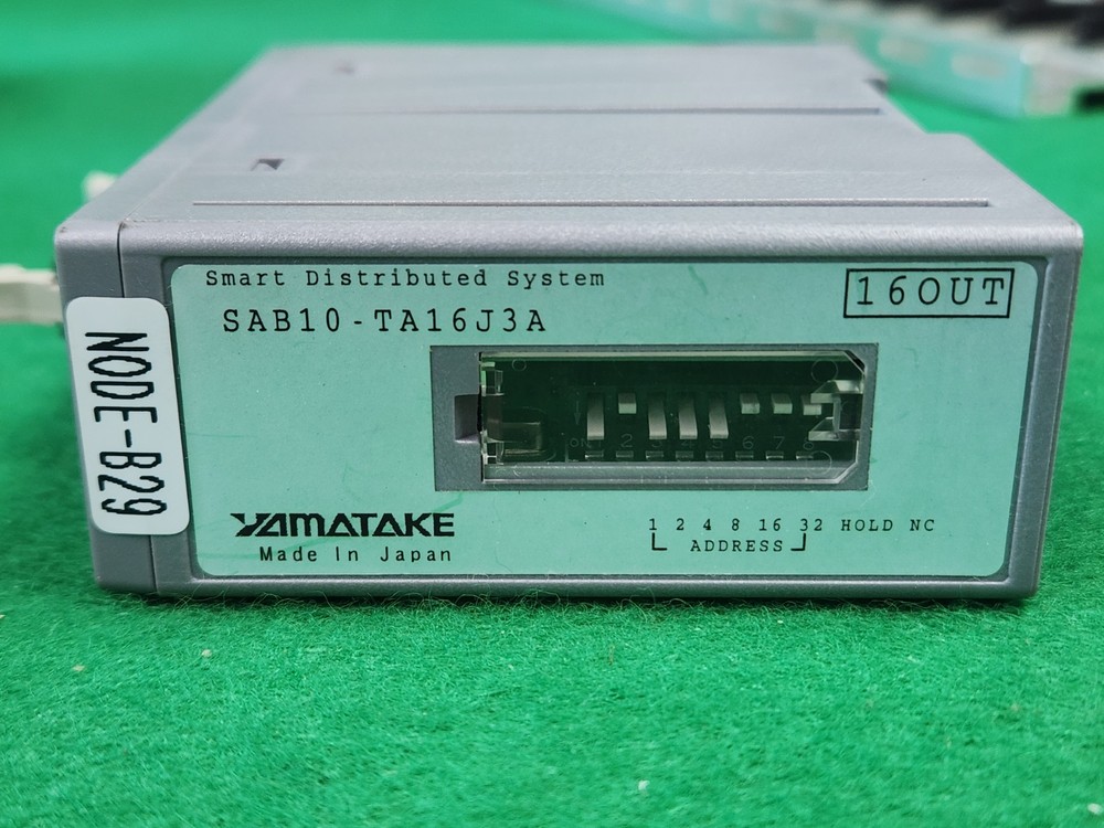 YAMATAKE SAB10-TA16J3A Controller, USED