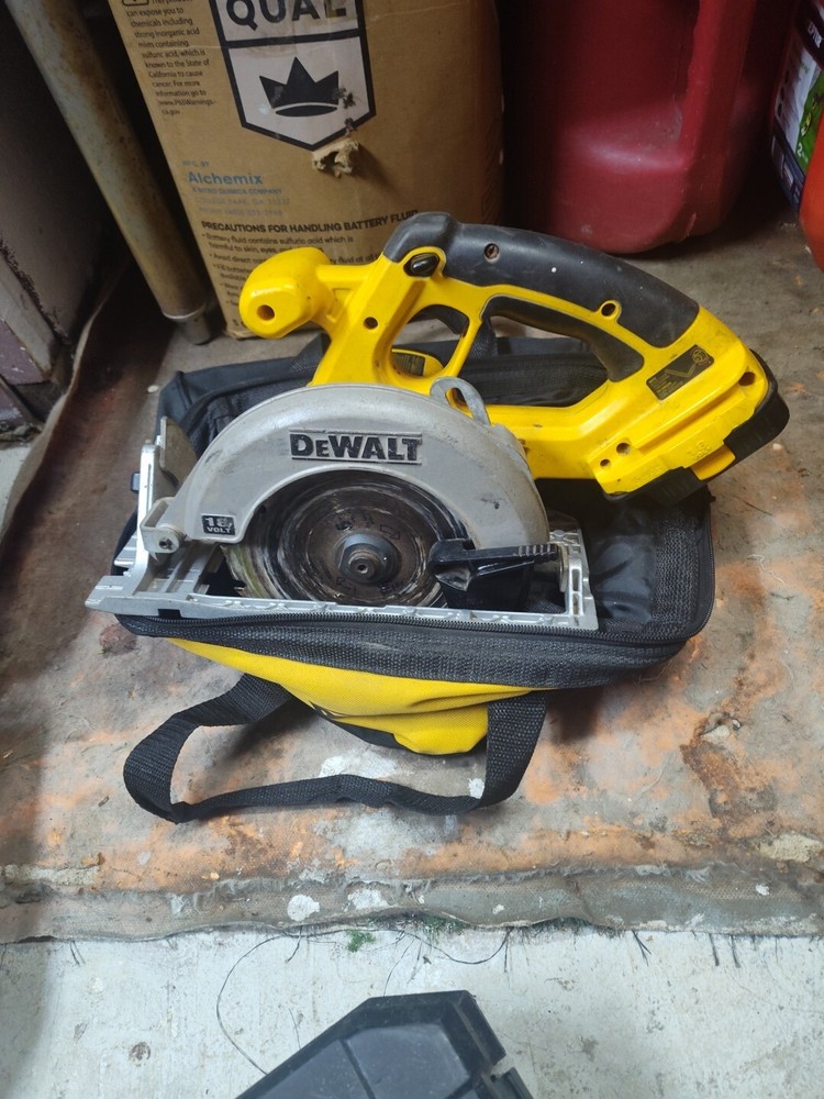 DeWalt Circular Saw 18 Volt