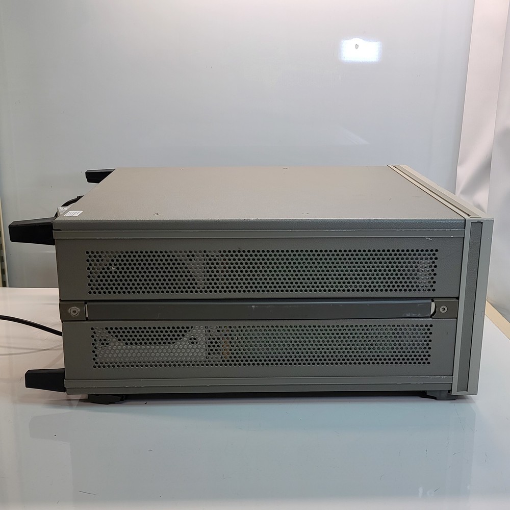 HP 16500C Logic Analysis System Mainframe