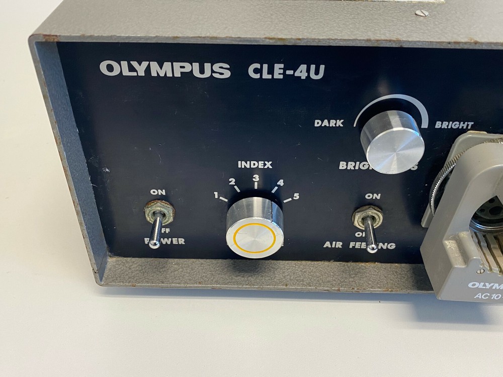 Olympus Optical CLE-4U Auto Exposure Cold Light Supply