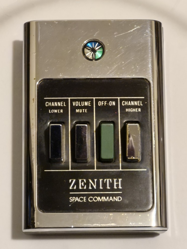 Vintage Zenith Space Command 4 Push Button Tv Remote Control MCM EXCELLENT COND.
