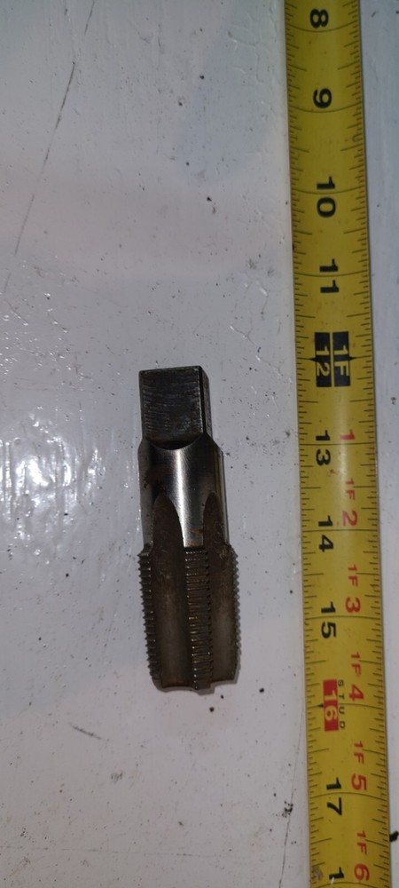 Tap Machine pipe threar 3/4 npt 4 flute