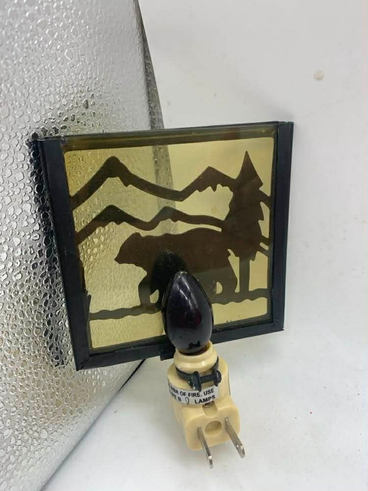 EUC Park Designs Lodge Rustic Bear and Mountain Theme Night Light