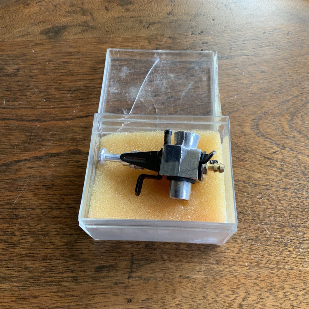 Vintage RC Model Airplane  Nitro Engine Carburetor