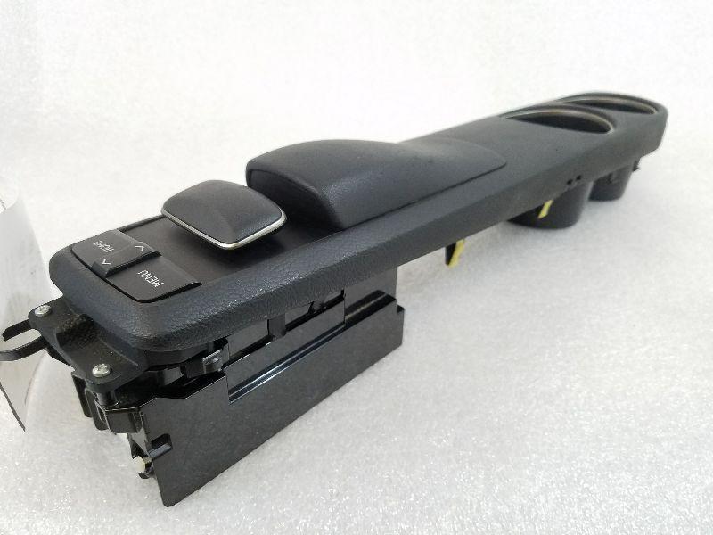 2014 LEXUS IS250 CENTER CONSOLE CUP HOLDERS - 698.LE1J14